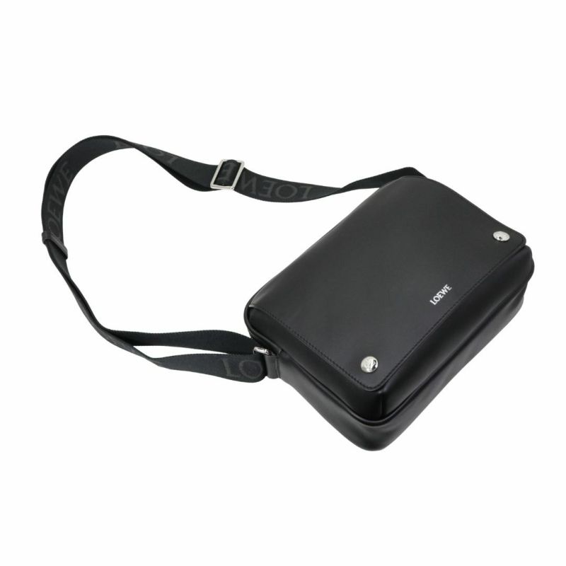 送料無料】LOEWE ショルダーバッグ BANBA73X03 BK ブラック メンズ